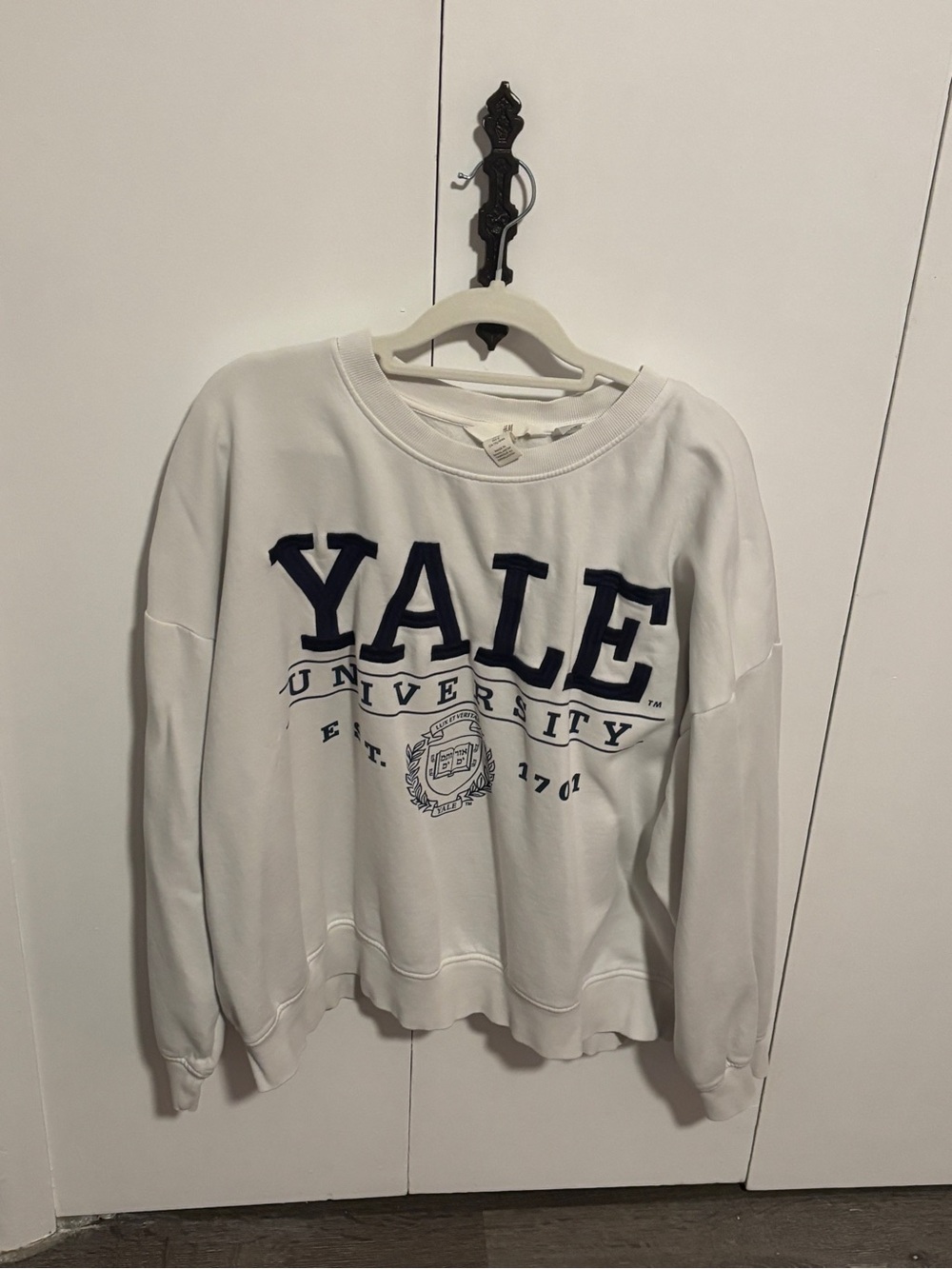 H&M White Crewneck Sweatshirt with Navy Yale Graphic